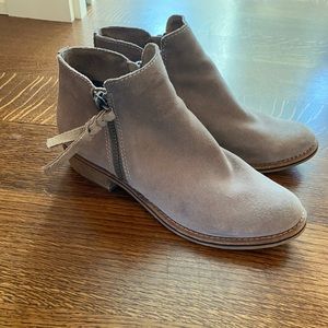 Dolce Vita taupe shade side zip bootie.